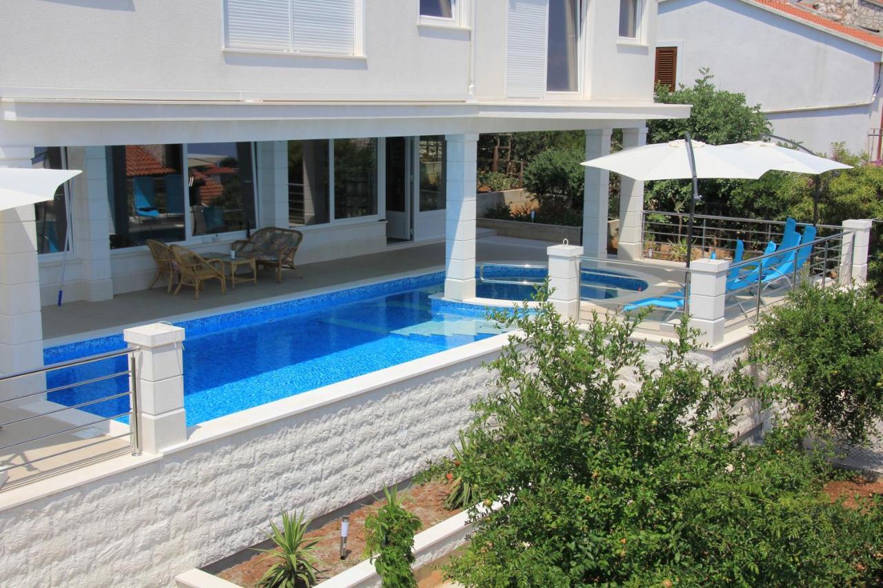Apartmani Marelic - Sun Beach Zavalatica Εξωτερικό φωτογραφία