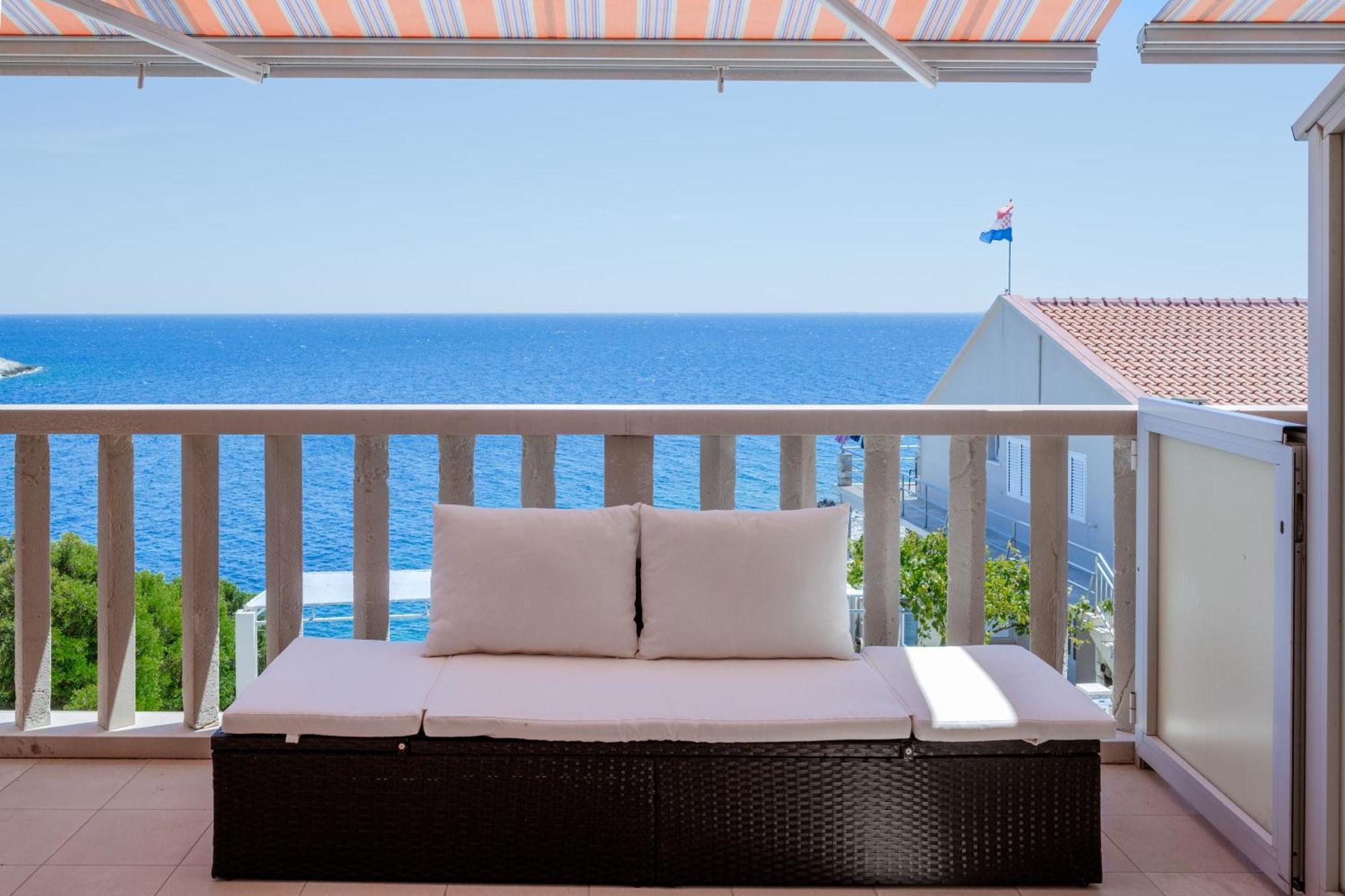 Apartmani Marelic - Sun Beach Zavalatica Εξωτερικό φωτογραφία